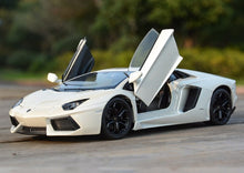 Laden Sie das Bild in den Galerie-Viewer, Lamborghini Aventador Alloy Car Model FREE Shipping Worldwide!!