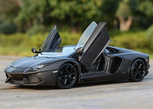 Laden Sie das Bild in den Galerie-Viewer, Lamborghini Aventador Alloy Car Model FREE Shipping Worldwide!!