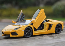 Laden Sie das Bild in den Galerie-Viewer, Lamborghini Aventador Alloy Car Model FREE Shipping Worldwide!!