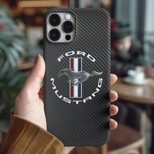 Charger l&#39;image dans la galerie, Coque iPhone en fibre de carbone Ford Mustang Shelby Cobra Livraison GRATUITE dans le monde entier !!
